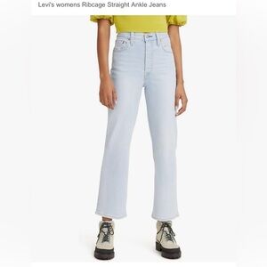 Levi’s Ribcage Ankle Straight Size 24